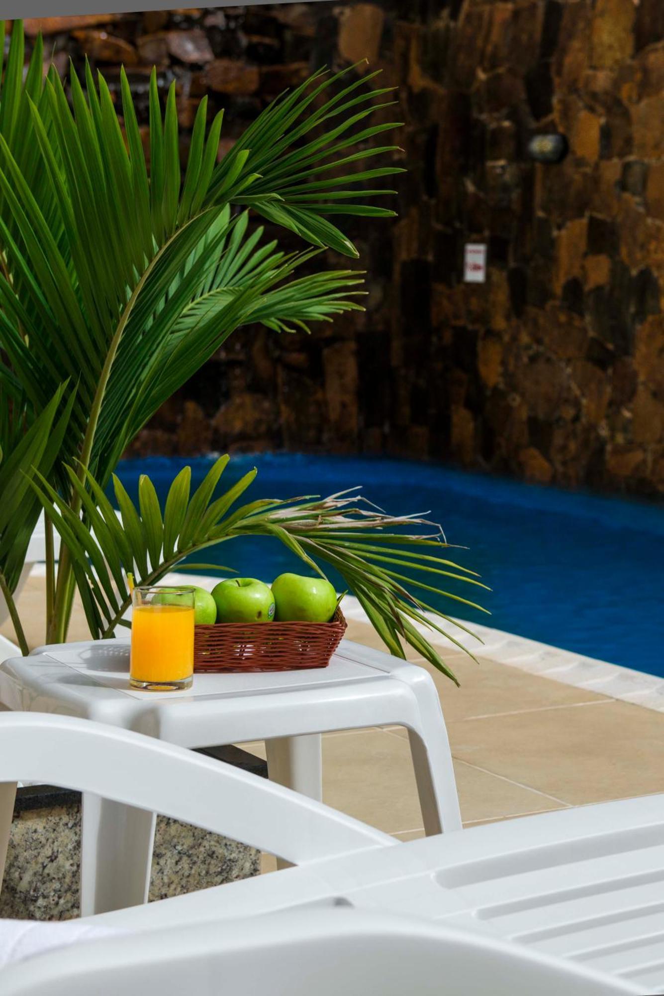 Arami Hotel & Lodge Пуерто-Іґуасу Екстер'єр фото